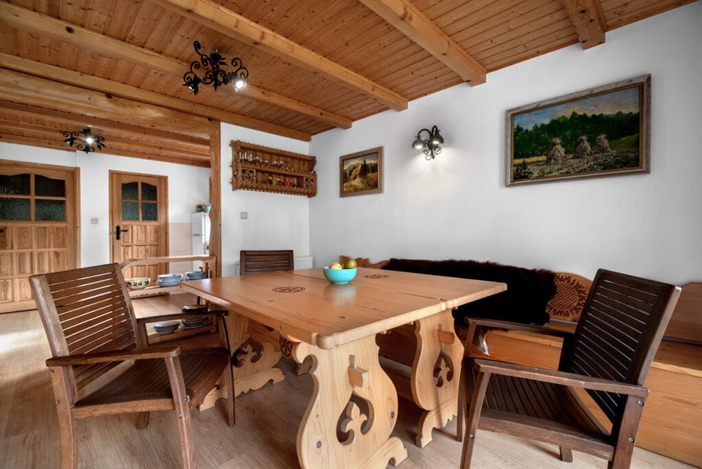 Holiday Cottage for rent in Szczawnica | Open Space > Living Room with Kitchen